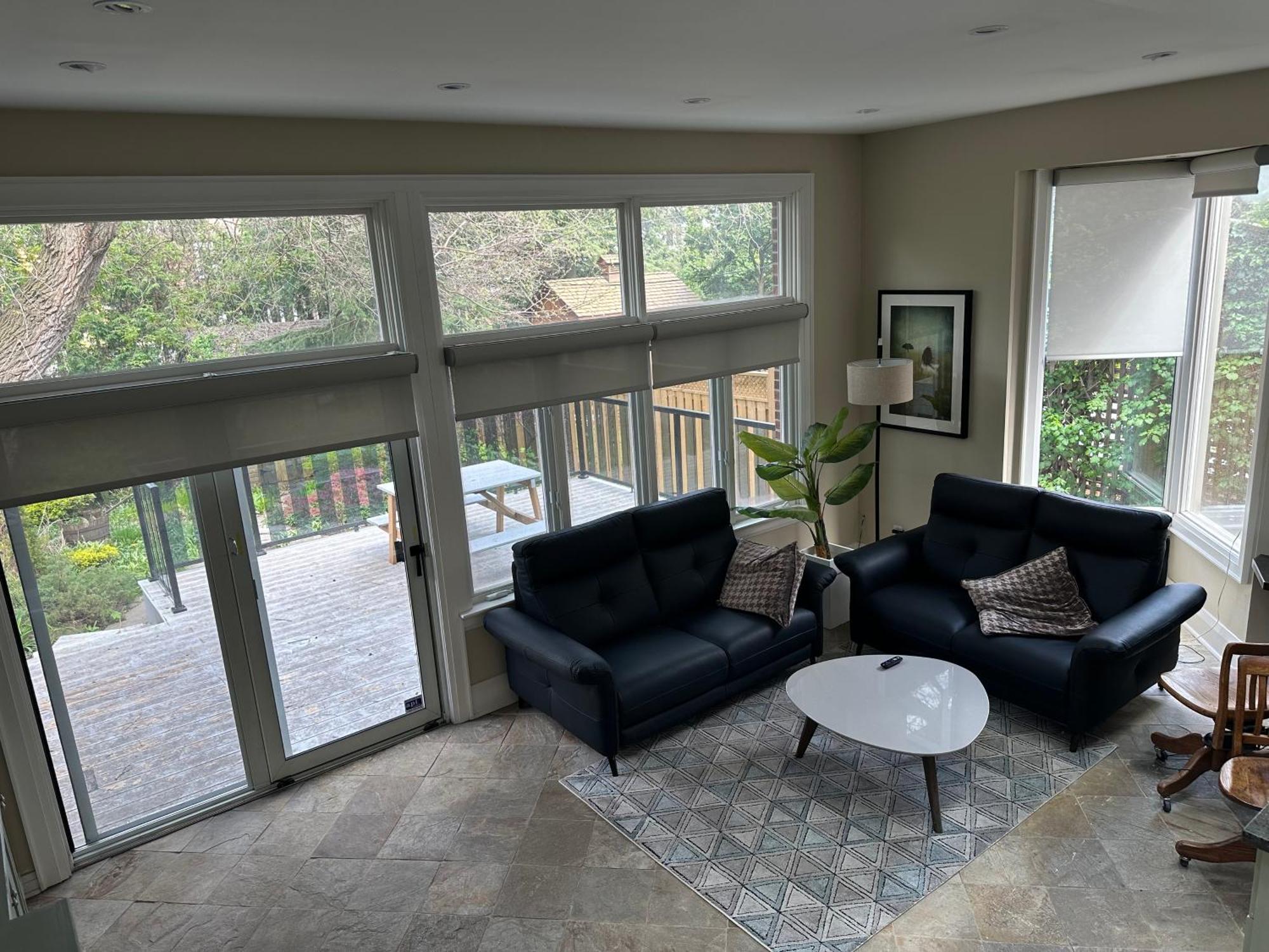 Double Bedroom On Up Or 3 Bedrooms In Basement Near Eglinton Subway Station Toronto Luaran gambar