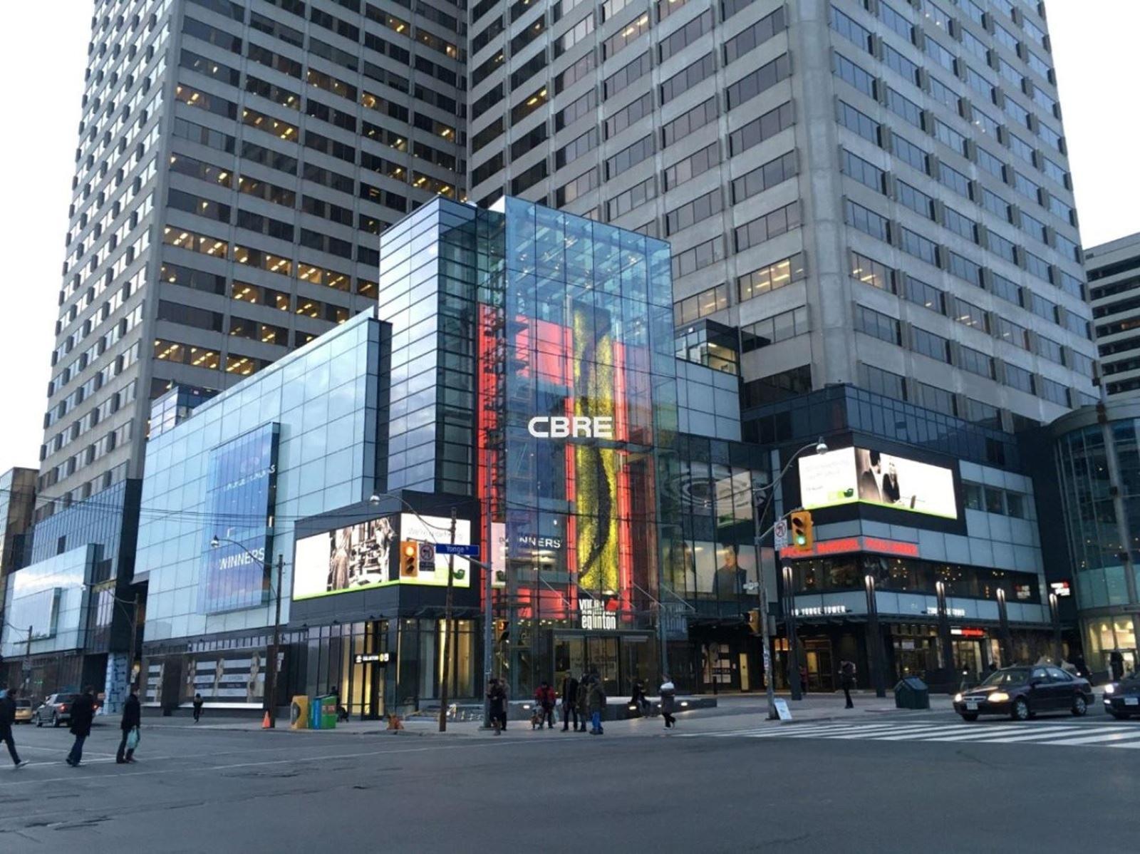 Double Bedroom On Up Or 3 Bedrooms In Basement Near Eglinton Subway Station Toronto Luaran gambar